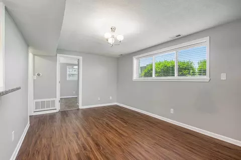 4119 Mission Rd, Kansas City, KS 66103