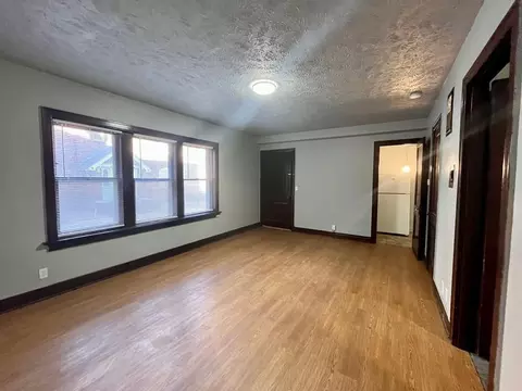 2221 Jones St, Omaha, NE 68102