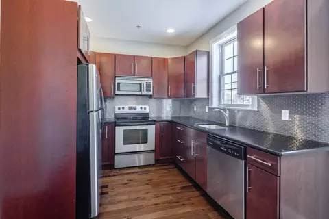 2631 Catharine St, Philadelphia, PA 19146