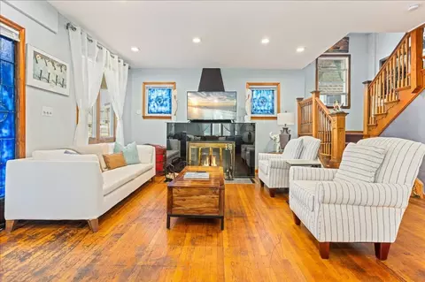 27 S Oakland Ave, Ventnor City, NJ 08406