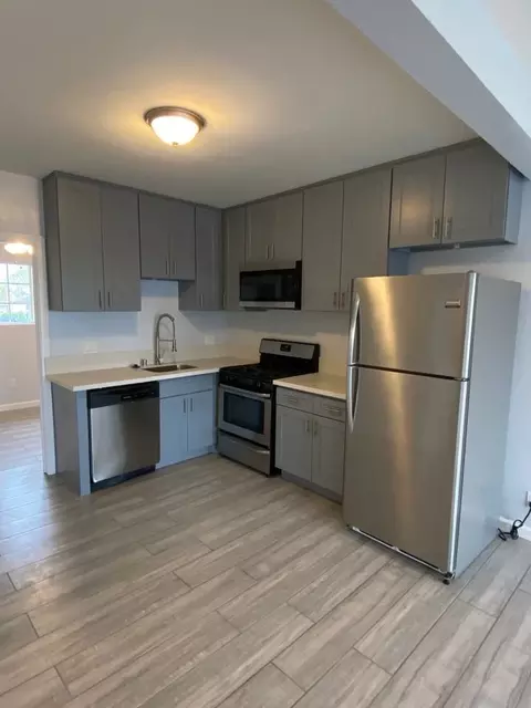 840 Laconia Blvd, Los Angeles, CA 90044