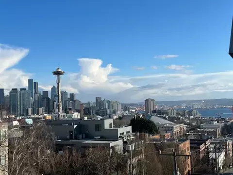 1015 Queen Anne Ave N, Seattle, WA 98109