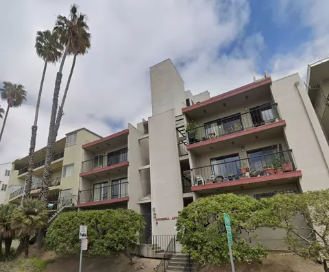 1940 Lakeshore Ave, Oakland, CA 94606
