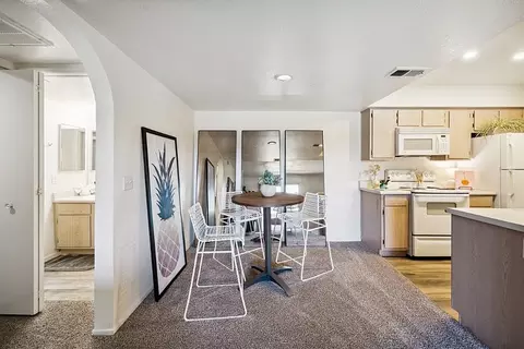 800 W Forest Meadows St, Flagstaff, AZ 86001 photo 5