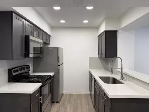 800 W Forest Meadows St, Flagstaff, AZ 86001 photo 4