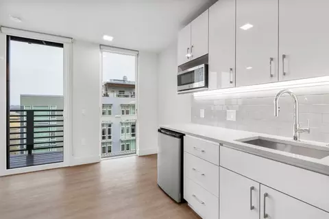 500 Broadway, Seattle, WA 98122