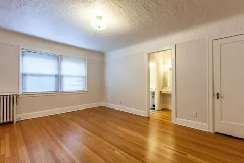 707 NW 19th Ave, Portland, OR 97209