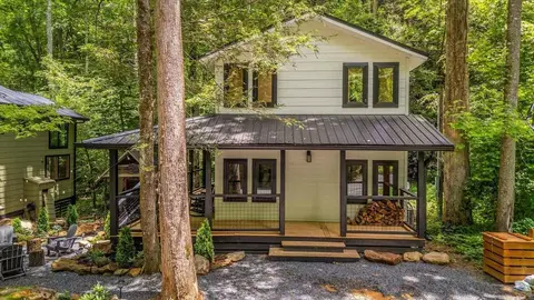 152 Baxter Rd, Cosby, TN 37722