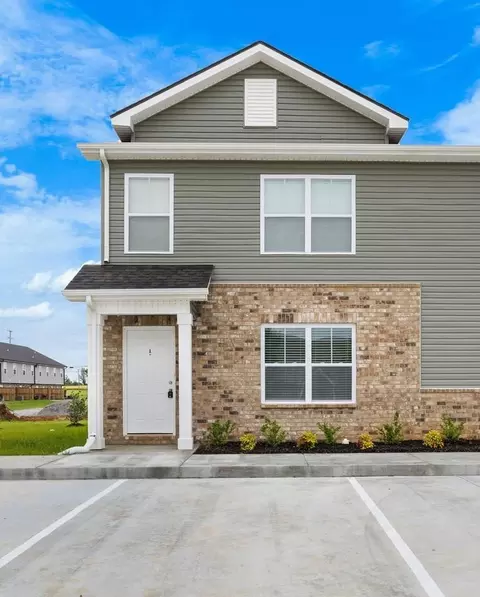 2201 Eldos Trace Cir, Clarksville, TN 37042