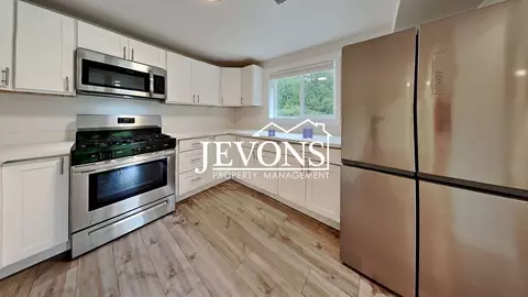 19019 SE 164th St, Renton, WA 98058
