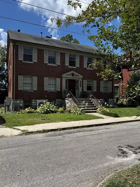222 Campsie Pl, Lexington, KY 40508