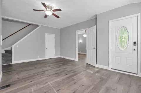 341 E Markison Ave, Columbus, OH 43207 photo 5