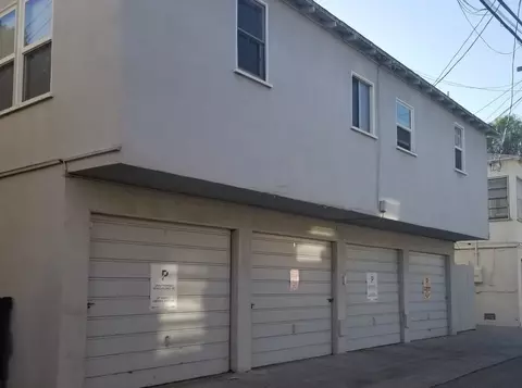 14437 Dickens St, Sherman Oaks, CA 91423