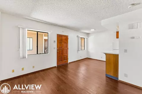 202 E 16th St, Santa Ana, CA 92701