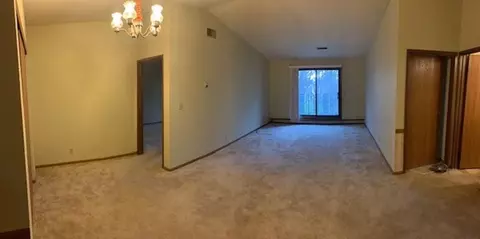 10001 W Appleton Ave, Milwaukee, WI 53225