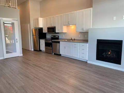 24 College Ave N, Saint Joseph, MN 56374