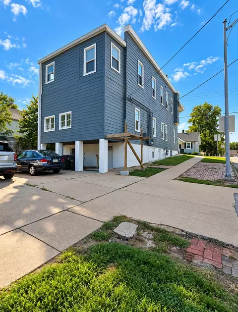 1618 Martha St, Omaha, NE 68108