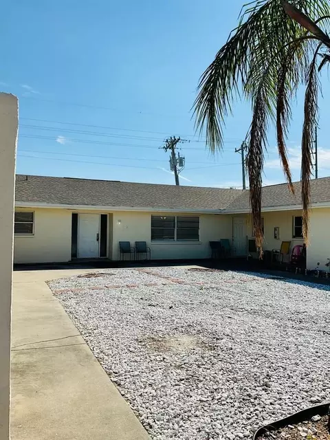 3509 SE 15th Pl, Cape Coral, FL 33904