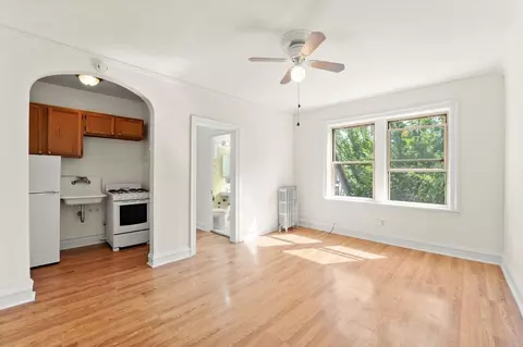 2536 N Sawyer Ave, Chicago, IL 60647
