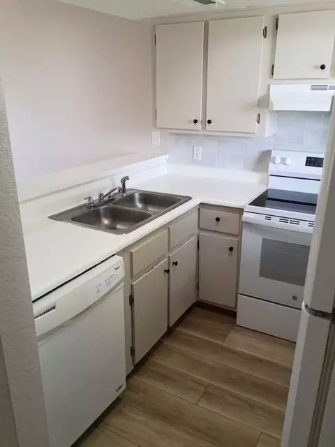 5343 E Taylor St, Phoenix, AZ 85008