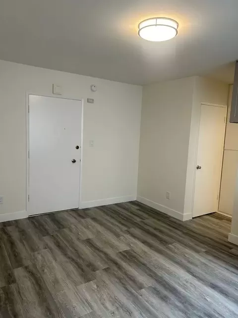 15938 Vanowen St, Van Nuys, CA 91406