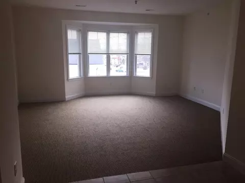 32 Guild St, Norwood, MA 02062
