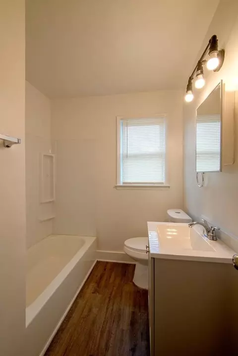 1702 Newland Rd, Charlotte, NC 28216