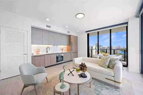 7144 Byron Ave, Miami Beach, FL 33141
