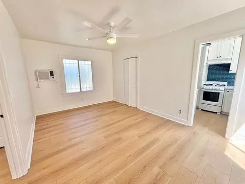 1512 Glendale Blvd, Los Angeles, CA 90026