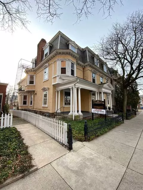 50 E Court St, Doylestown, PA 18901