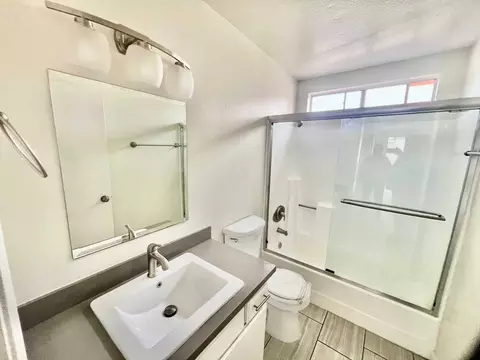 10356 Commerce Ave, Tujunga, CA 91042 photo 5