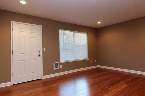 7350 SW Barbur Blvd, Portland, OR 97219