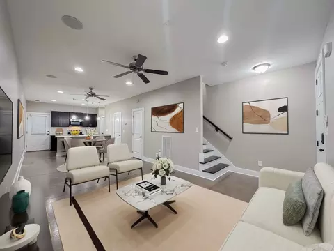 425 Sutherland View Way, Knoxville, TN 37919