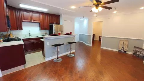 2069 Argyle Ave, Los Angeles, CA 90068