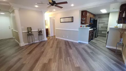 2069 Argyle Ave, Los Angeles, CA 90068