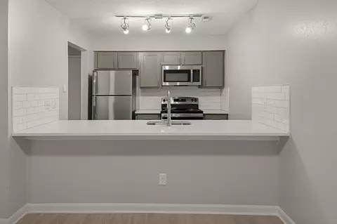 4655 Hope Valley Rd, Durham, NC 27707 photo 4