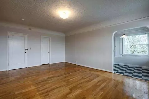 3211 SW 10th Ave, Portland, OR 97239
