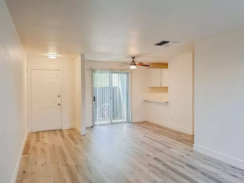 5000 El Camino Ave, Carmichael, CA 95608