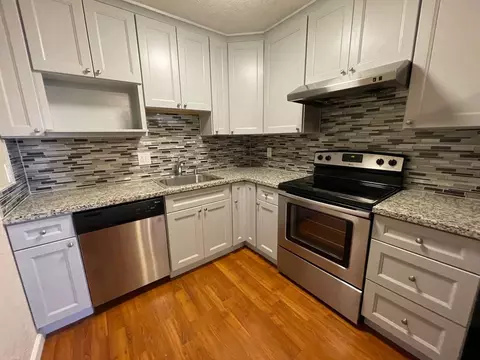 2423 T St, Sacramento, CA 95816