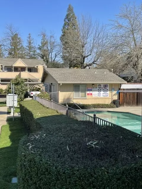 3930 Hollister Ave, Carmichael, CA 95608