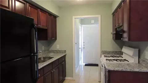 2208 Mission Hill Cir, Austin, TX 78741