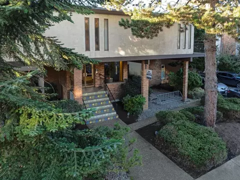 2031 Franklin Ave E, Seattle, WA 98102