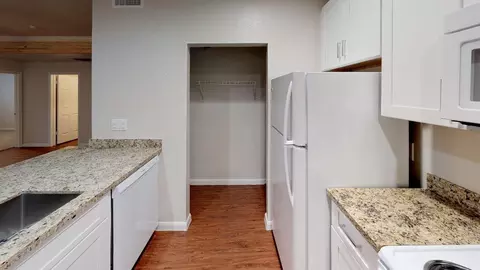 609 Mallette Dr, Victoria, TX 77904