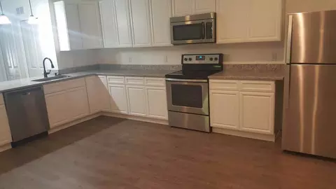 407 SW 7th Pl, Gainesville, FL 32601