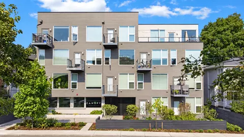 6820 Oswego Pl NE, Seattle, WA 98115