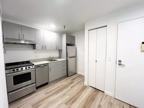 11501 15th Ave NE, Seattle, WA 98125
