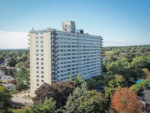 2625 Park Ave, Bridgeport, CT 06604