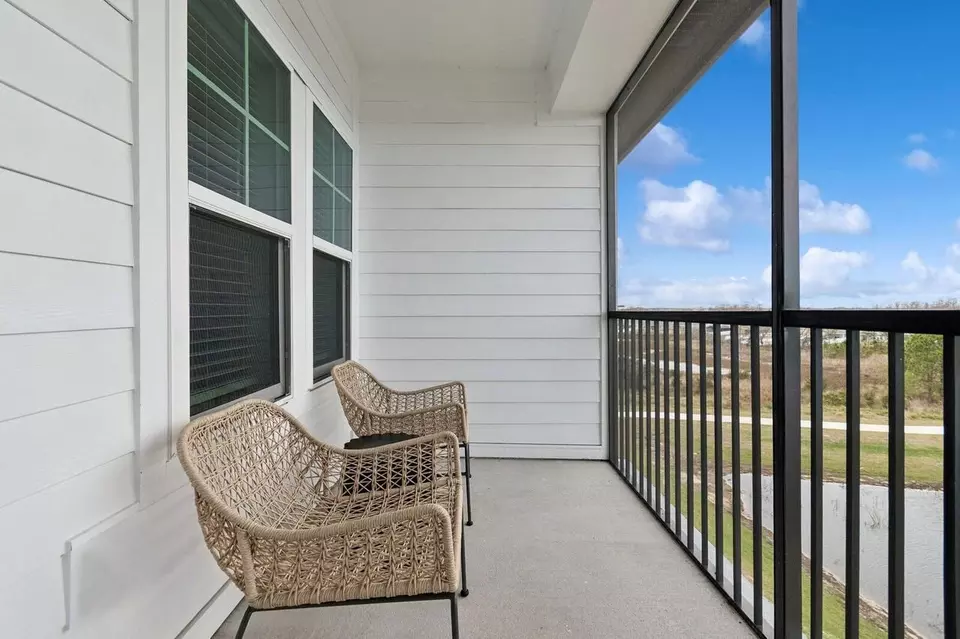 16200 Ascend Village Ln, Winter Garden, FL 34787 photo 9