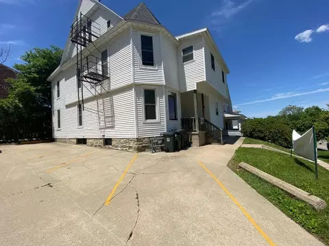 2311 Olive St, Cedar Falls, IA 50613