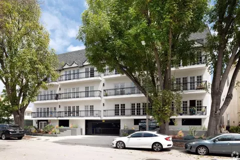 1620 S Bentley Ave, Los Angeles, CA 90025